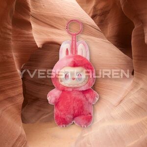 NIB 💗 LOVE 💗 Big Into Energy Pendant Series Labubu v.3